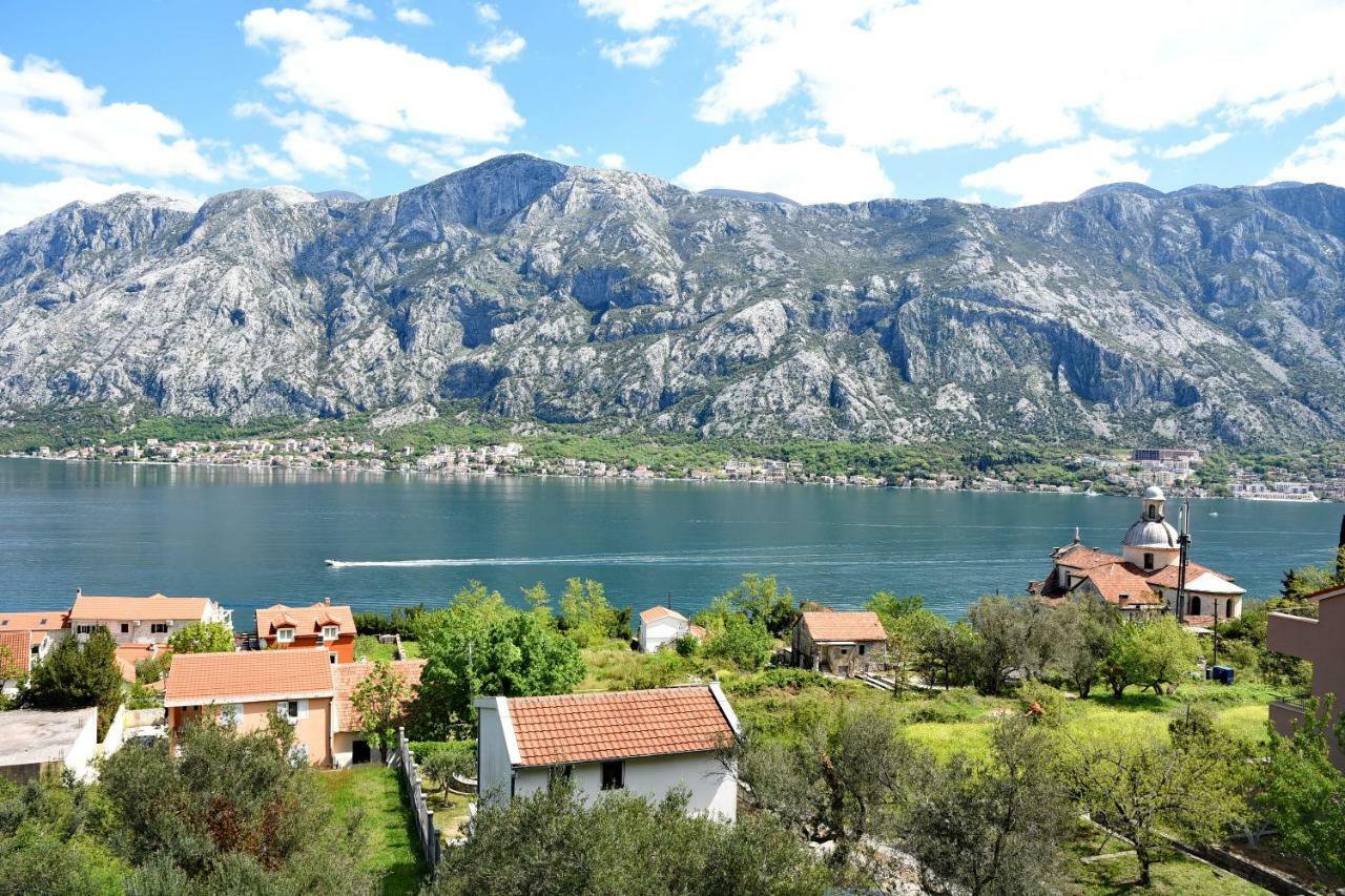 Apartments Krivokapic Prcanj With Bay View Kotor Kültér fotó