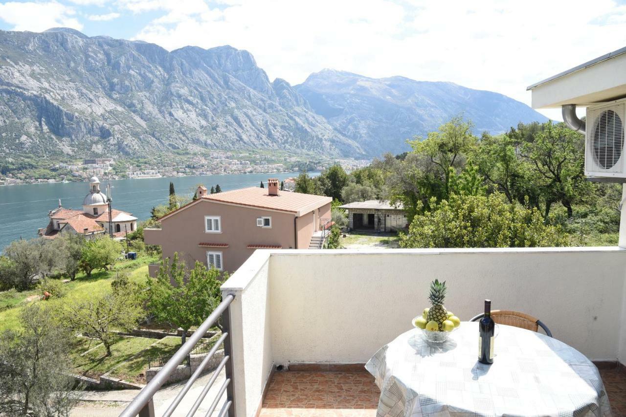 Apartments Krivokapic Prcanj With Bay View Kotor Kültér fotó